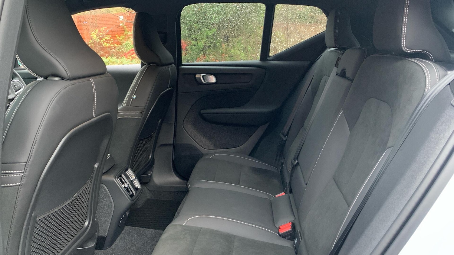 Used Volvo XC40 2024 for sale - 76898476: Photo 33