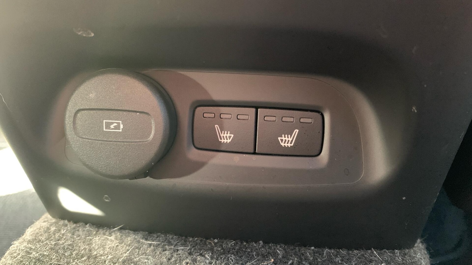 Used Volvo C40 2024 for sale - 78072619: Photo 36