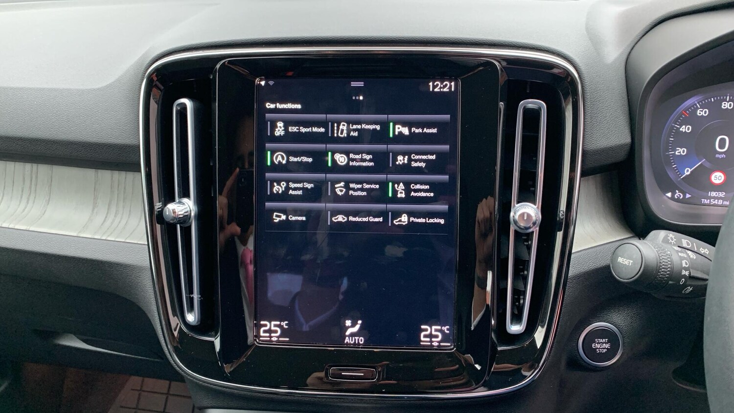 Used Volvo XC40 2021 for sale - 77386284: Photo 17