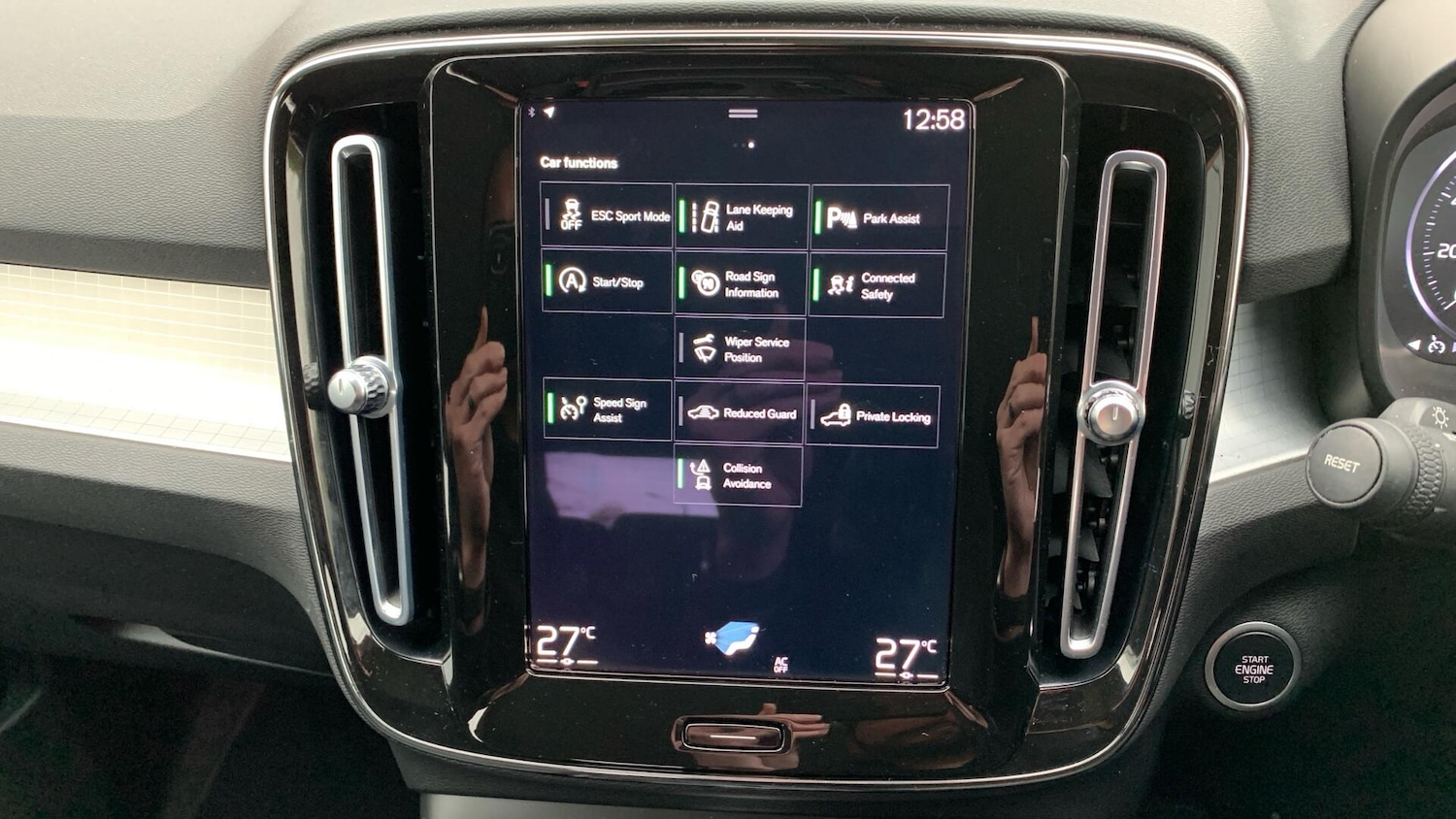 Used Volvo XC40 2021 for sale - 76825245: Photo 18