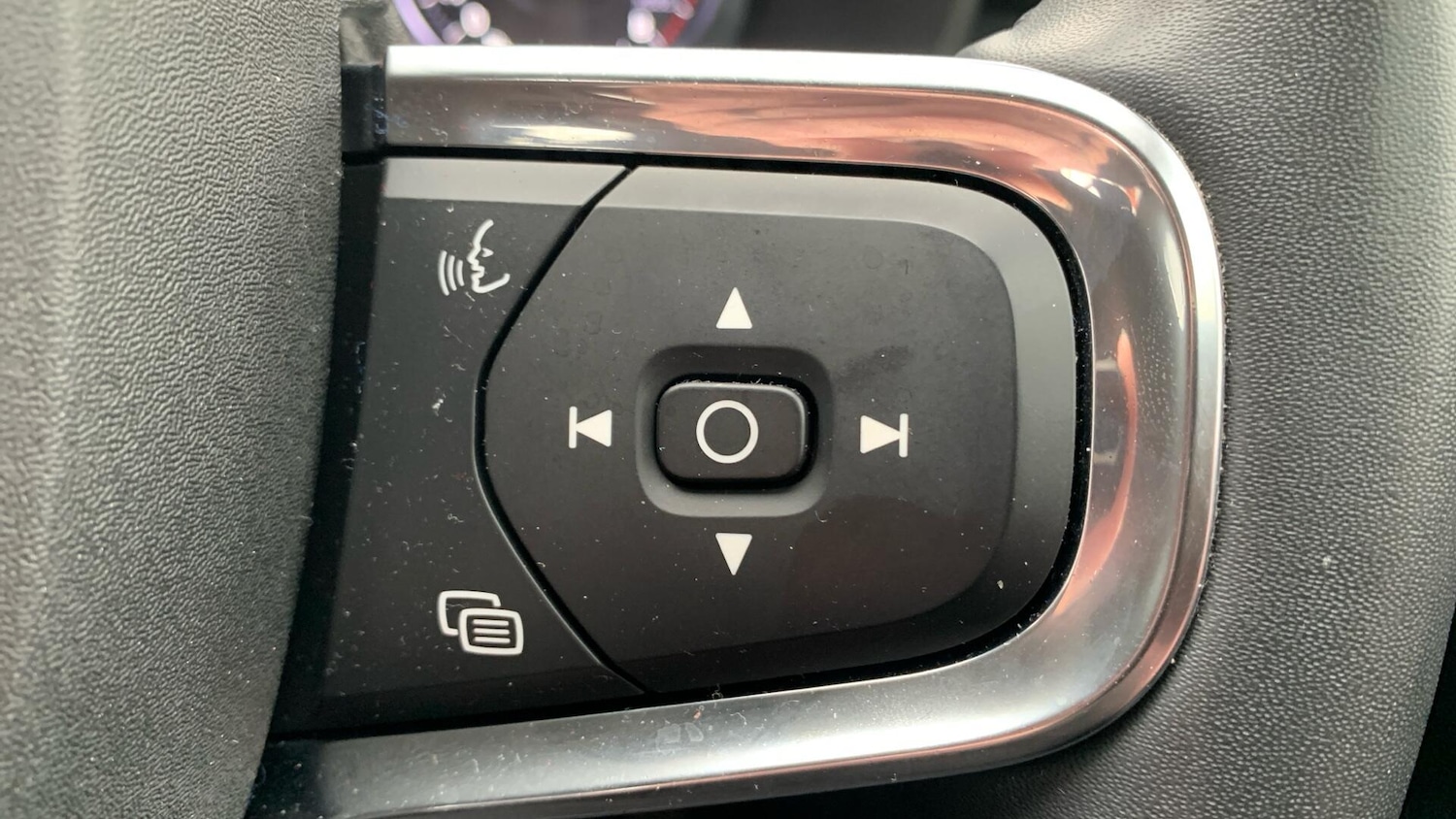 Used Volvo XC40 2021 for sale - 76825245: Photo 23