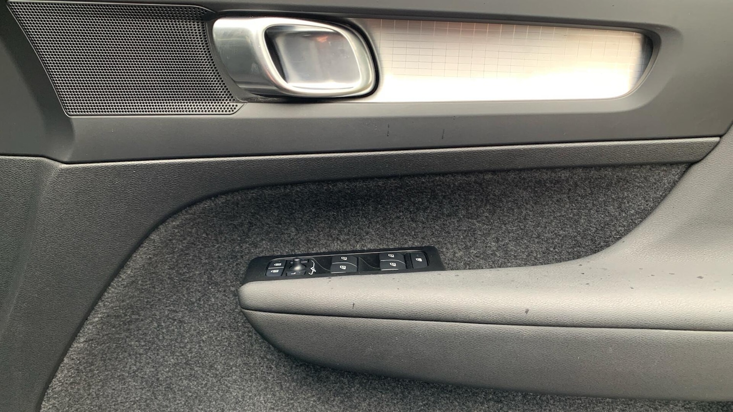 Used Volvo XC40 2021 for sale - 76825245: Photo 30