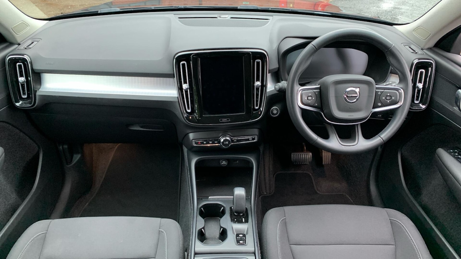 Used Volvo XC40 2021 for sale - 76825245: Photo 6