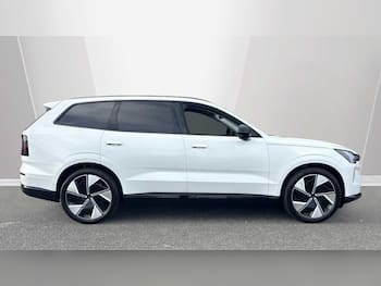 Used Volvo EX90 2025 for sale - 79860304: Photo