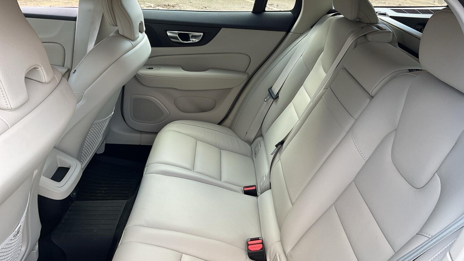 Used Volvo V60 2021 for sale - 77838687: Photo 33