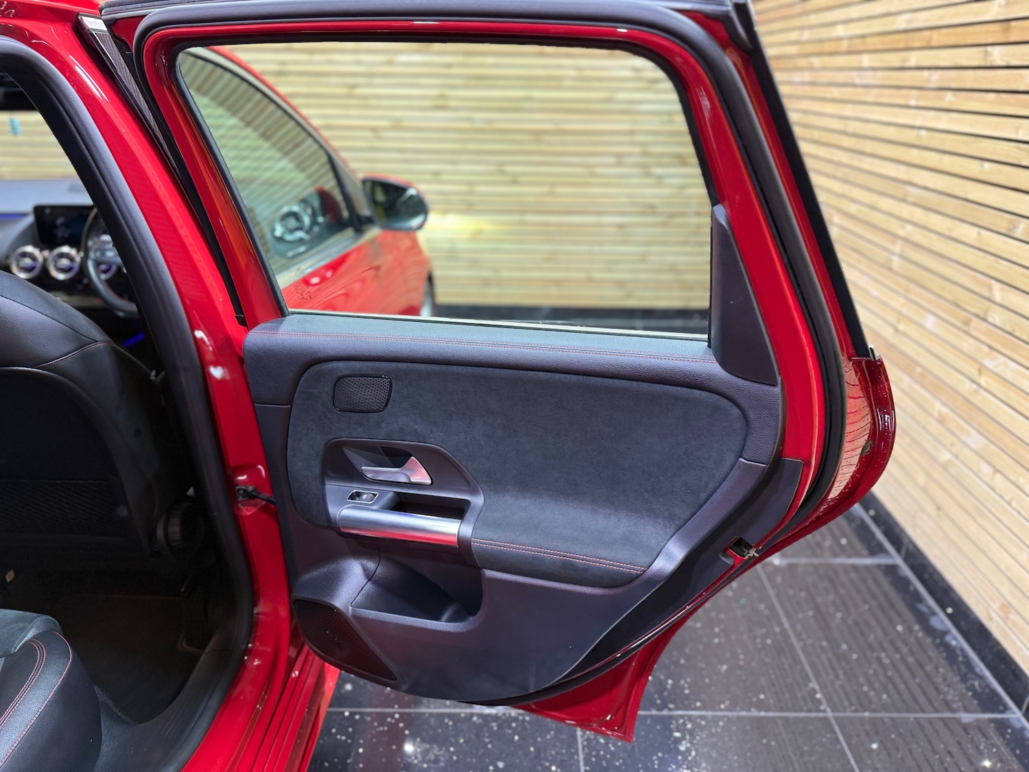 Used Mercedes-Benz B Class 2019 for sale - 77966554: Photo 34