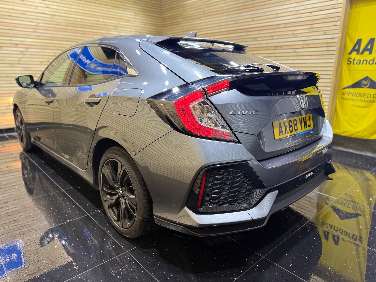 Used Honda Civic for sale - 78122216: Photo 7