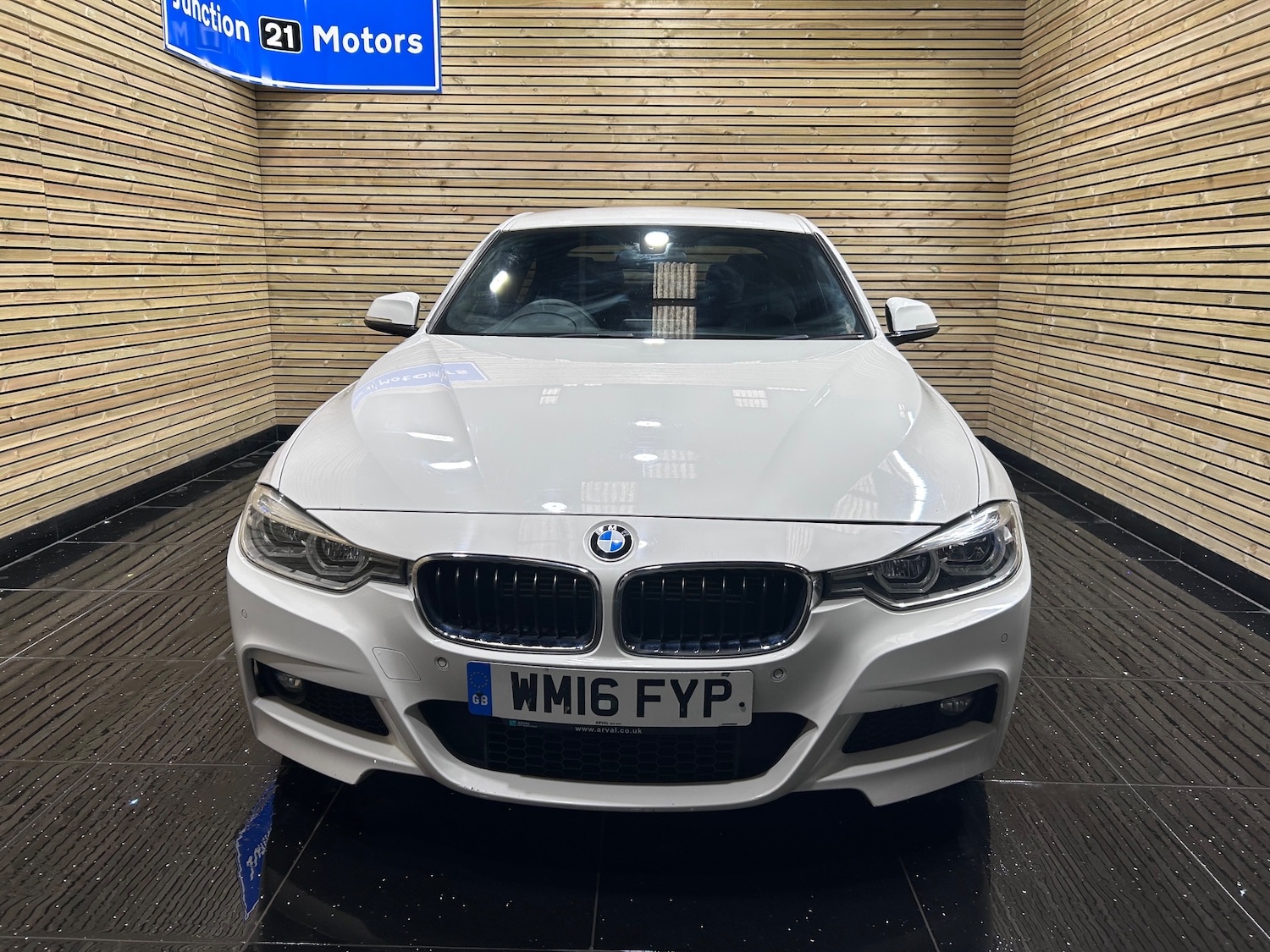Used BMW 3 Series 2016 for sale - 76120147: Photo 2