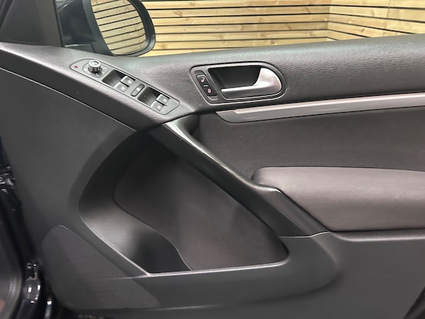Used Volkswagen Tiguan 2014 for sale - 75222826: Photo 14