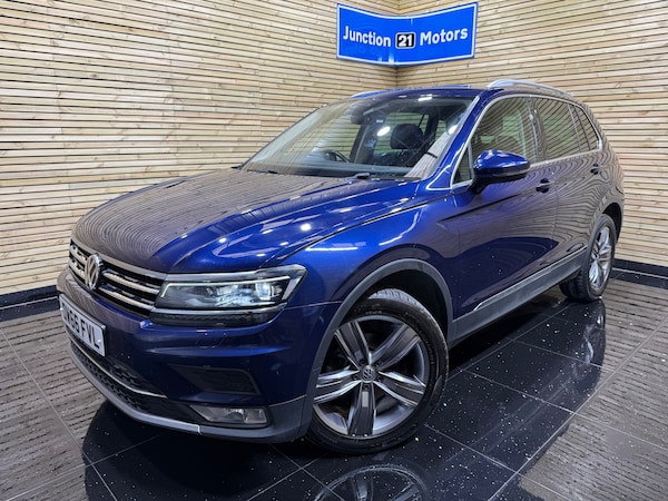 Used Volkswagen Tiguan 2017 for sale - 75272579: Photo 1