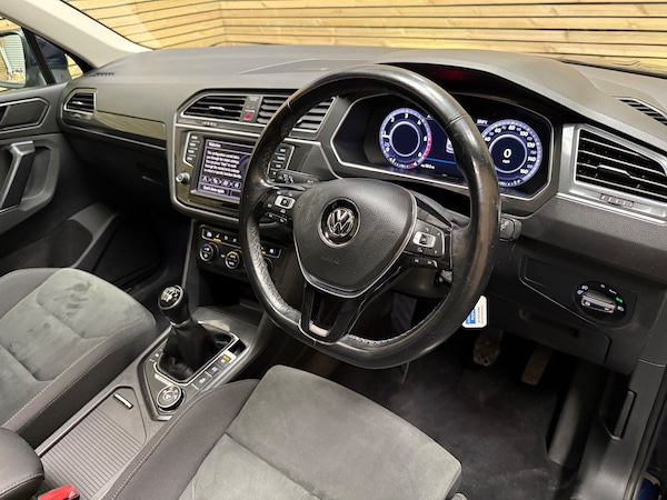 Used Volkswagen Tiguan 2017 for sale - 75272579: Photo 23