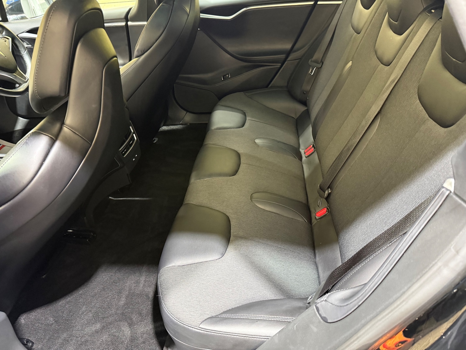 Used Tesla Model S 2017 for sale - 77726408: Photo 18