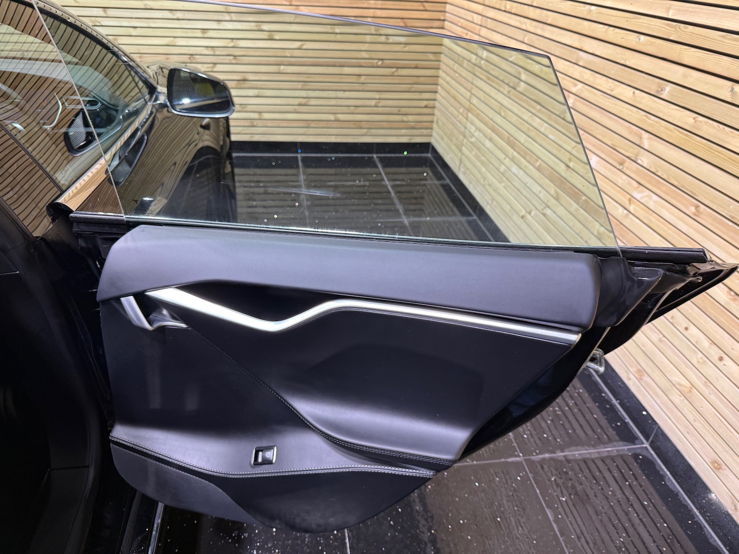 Used Tesla Model S 2017 for sale - 77726408: Photo 23