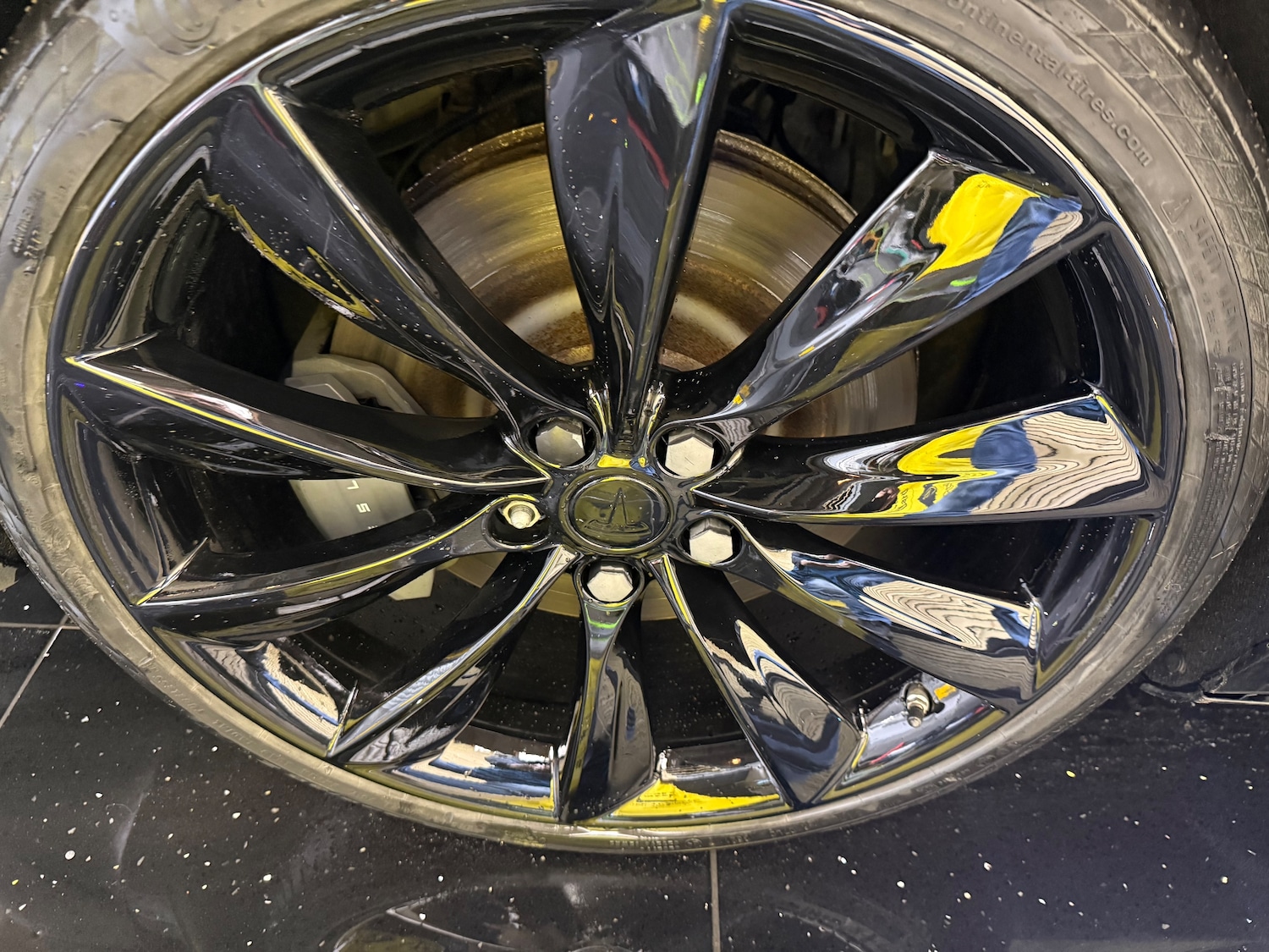 Used Tesla Model S 2017 for sale - 77726408: Photo 25