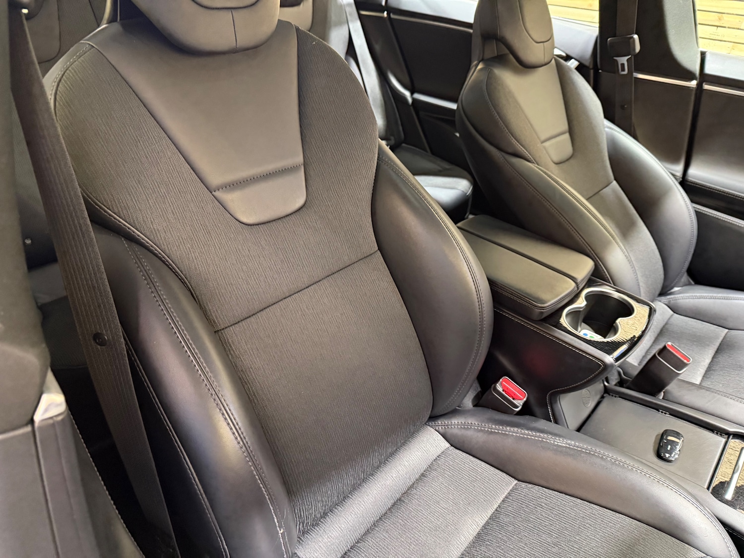 Used Tesla Model S 2017 for sale - 77726408: Photo 27