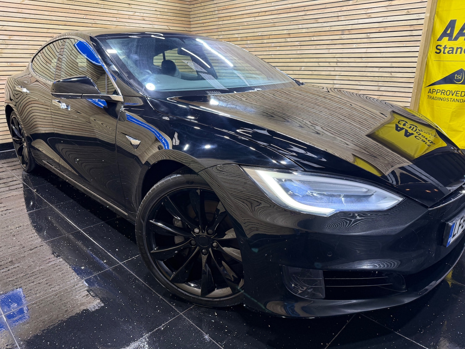 Used Tesla Model S 2017 for sale - 77726408: Photo 31