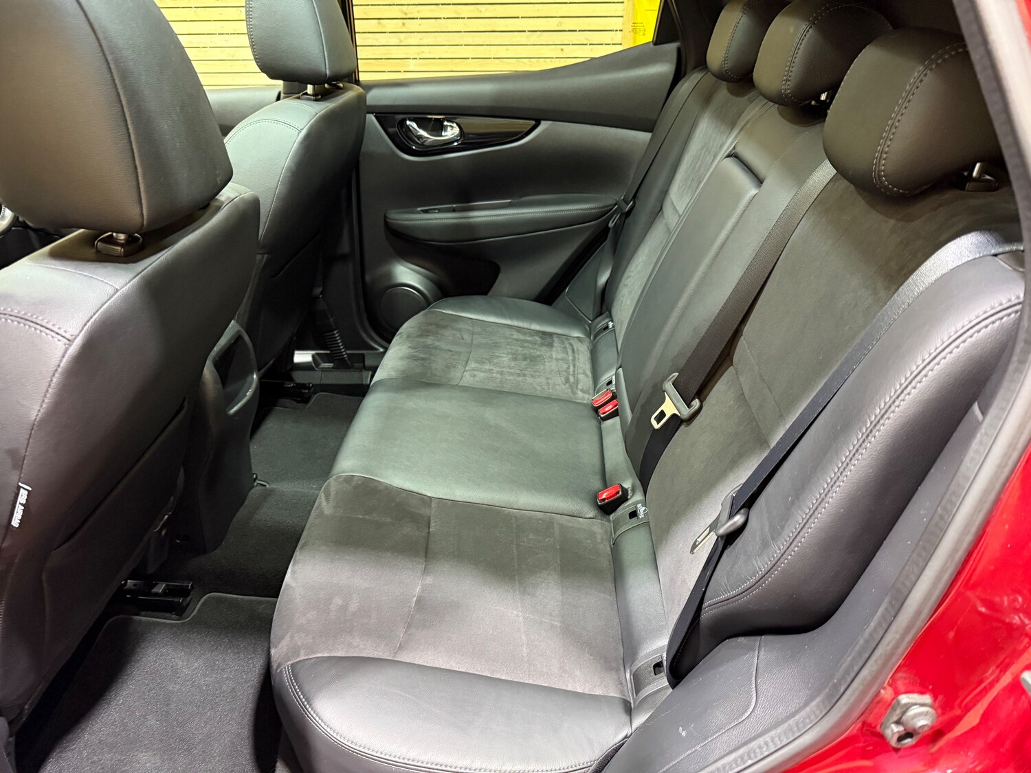 Used Nissan Qashqai 2017 for sale - 77075901: Photo 35