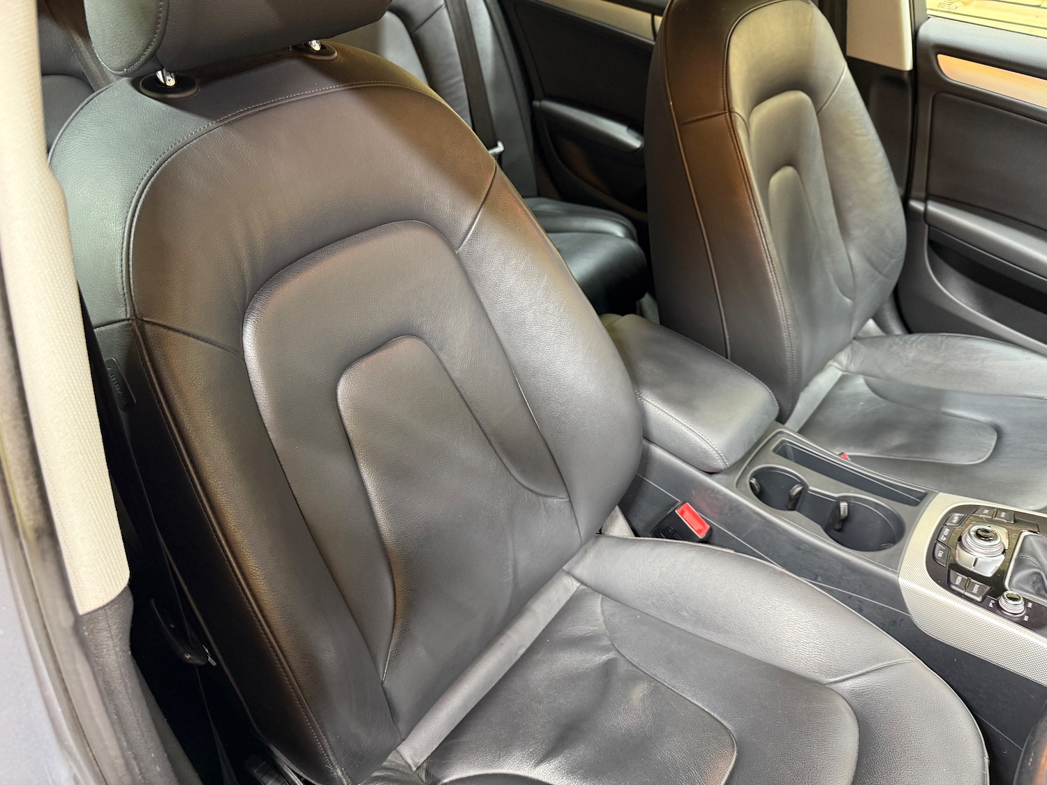 Used Audi A4 Avant 2015 for sale - 76525861: Photo 27