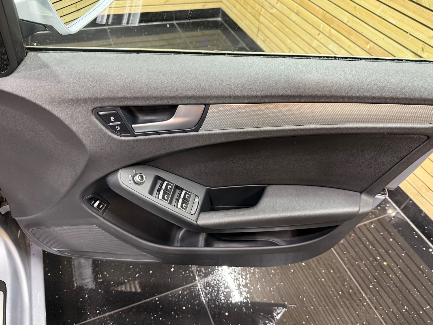 Used Audi A4 Avant 2015 for sale - 76525861: Photo 28