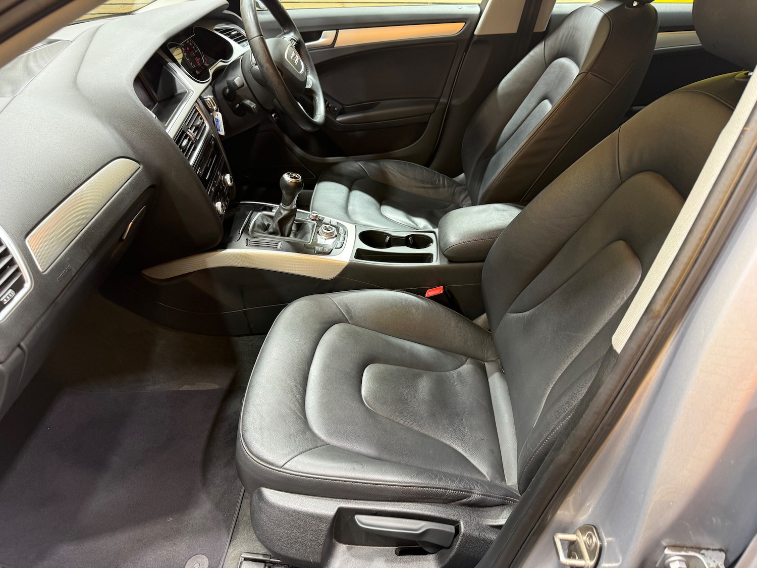 Used Audi A4 Avant 2015 for sale - 76525861: Photo 36