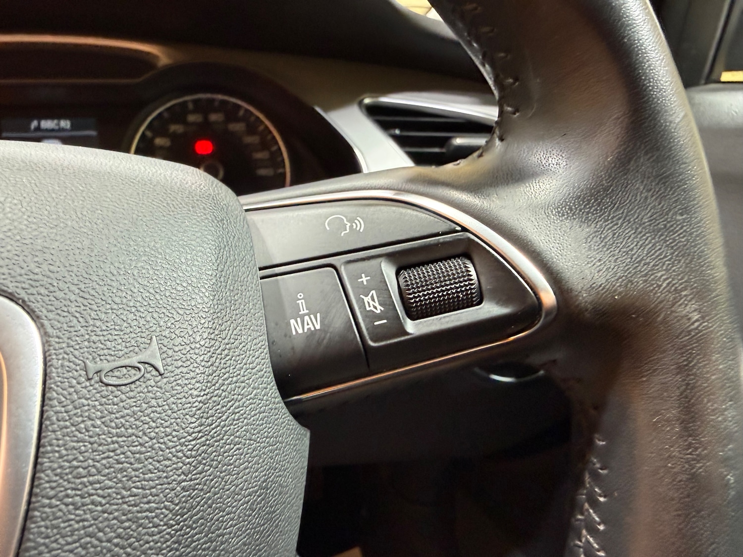 Used Audi A4 Avant 2015 for sale - 76525861: Photo 41