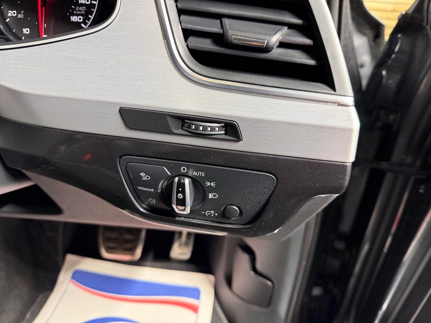 Used Audi Q7 2016 for sale - 77281172: Photo 25