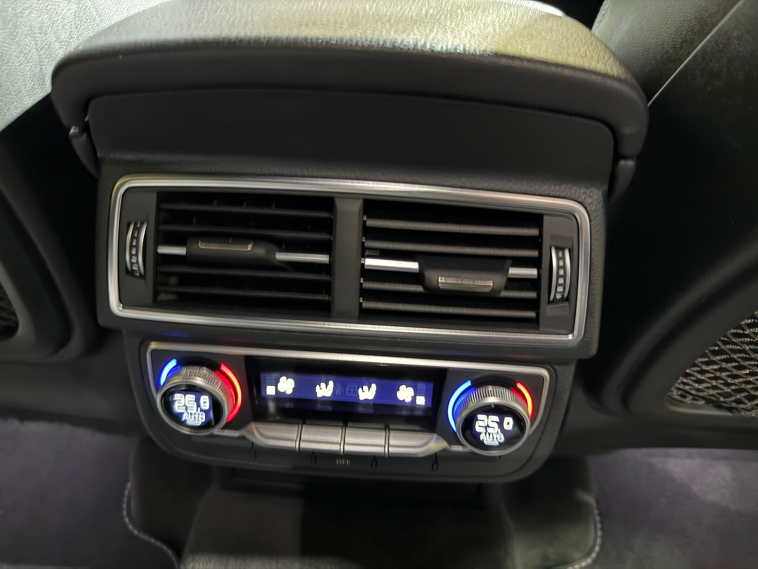 Used Audi Q7 2016 for sale - 77281172: Photo 33