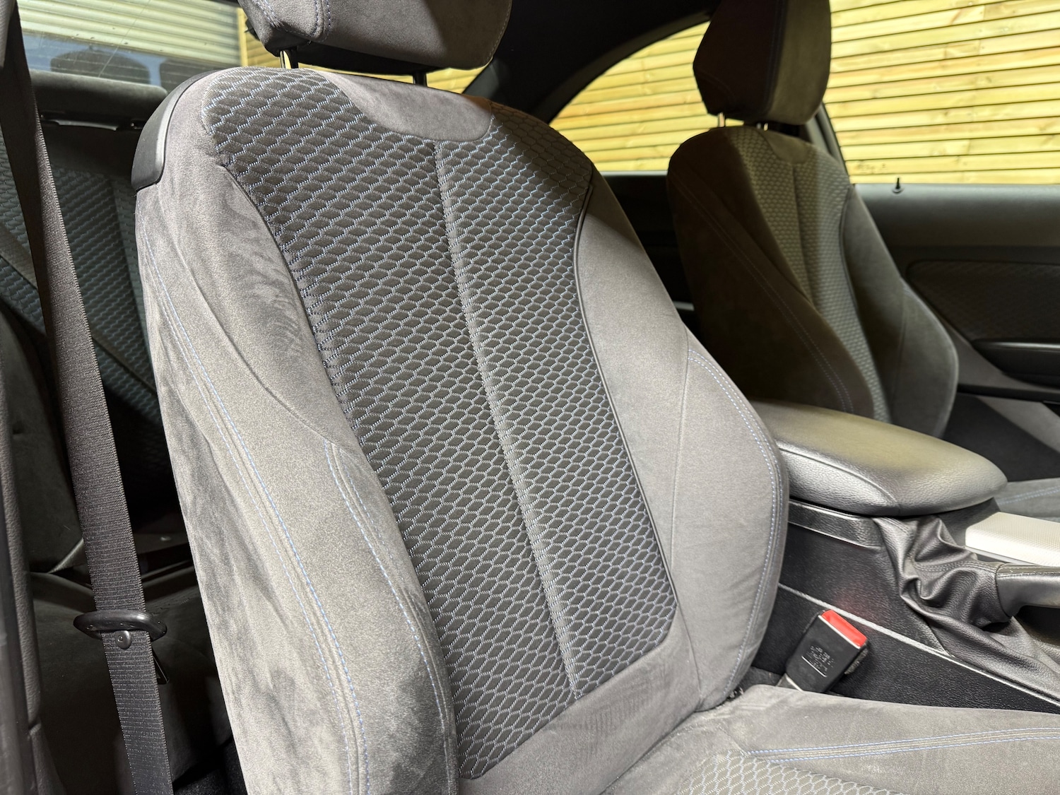 Used BMW 2 Series 2017 for sale - 74523923: Photo 24