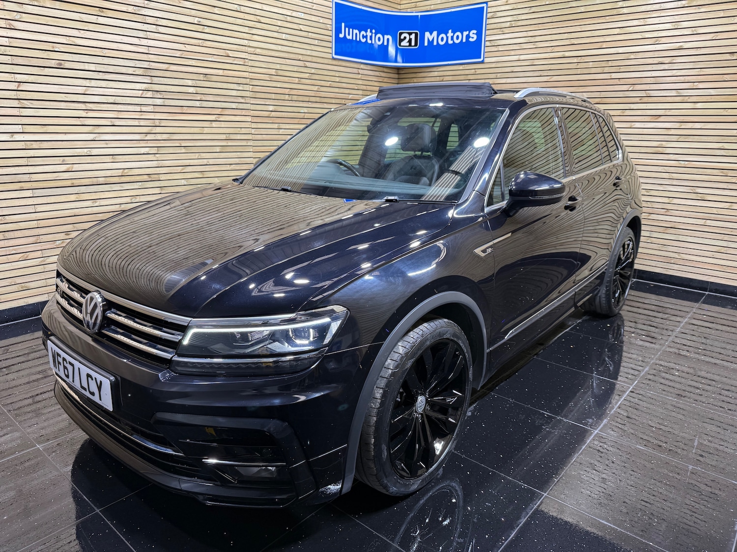 Used Volkswagen Tiguan 2017 for sale - 76165096: Photo 13