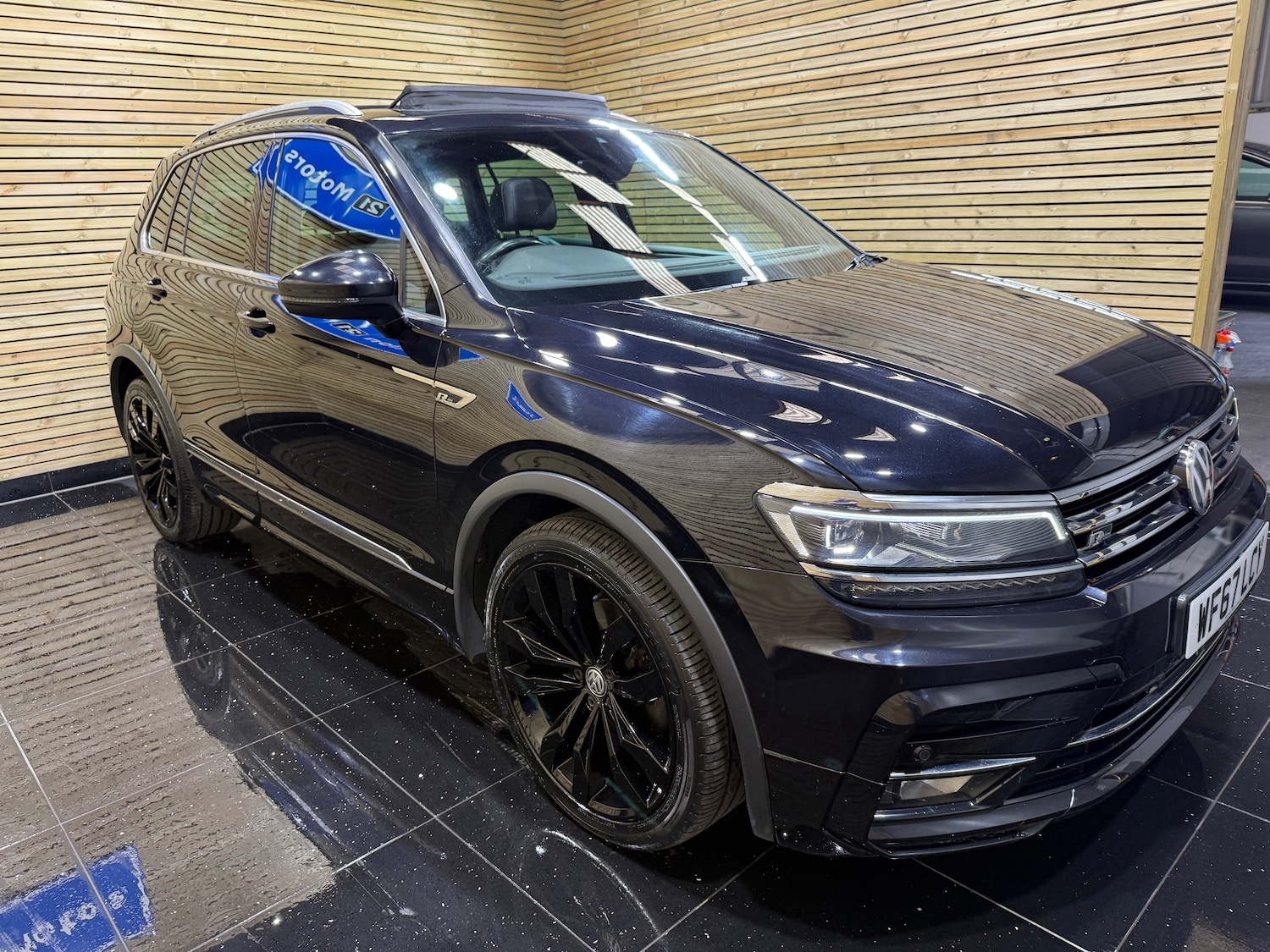 Used Volkswagen Tiguan 2017 for sale - 76165096: Photo 16