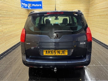 Used Peugeot 5008 2015 for sale - 75953159: Photo