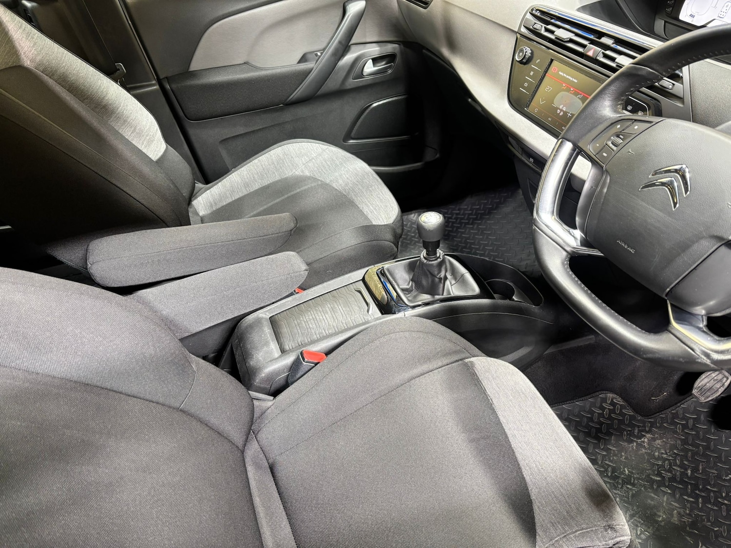 Used Citroen C4 Grand Picasso 2017 for sale - 76731752: Photo 14