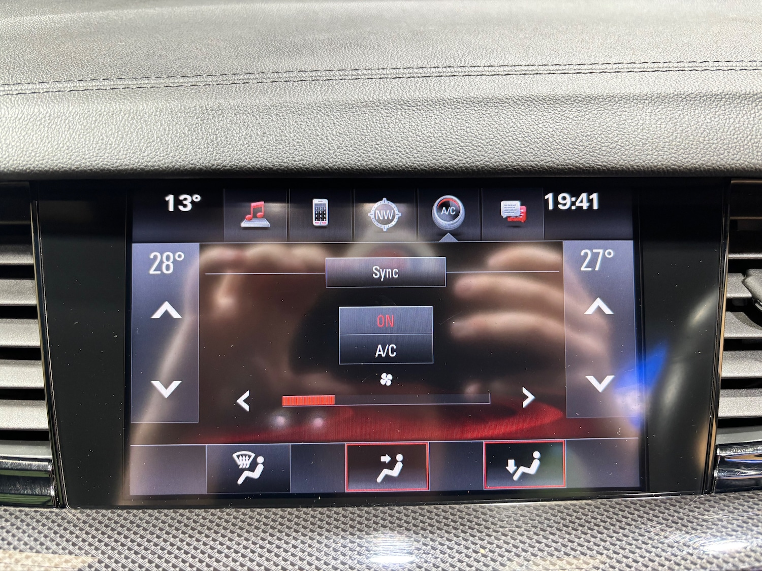 Used Vauxhall Insignia 2017 for sale - 76157870: Photo 12