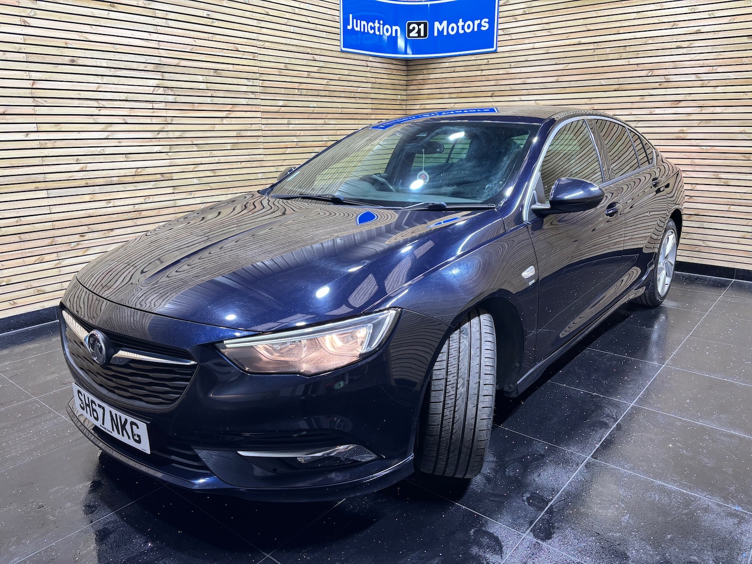 Used Vauxhall Insignia 2017 for sale - 76157870: Photo 16
