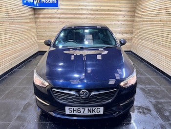 Used Vauxhall Insignia 2017 for sale - 76157870: Photo