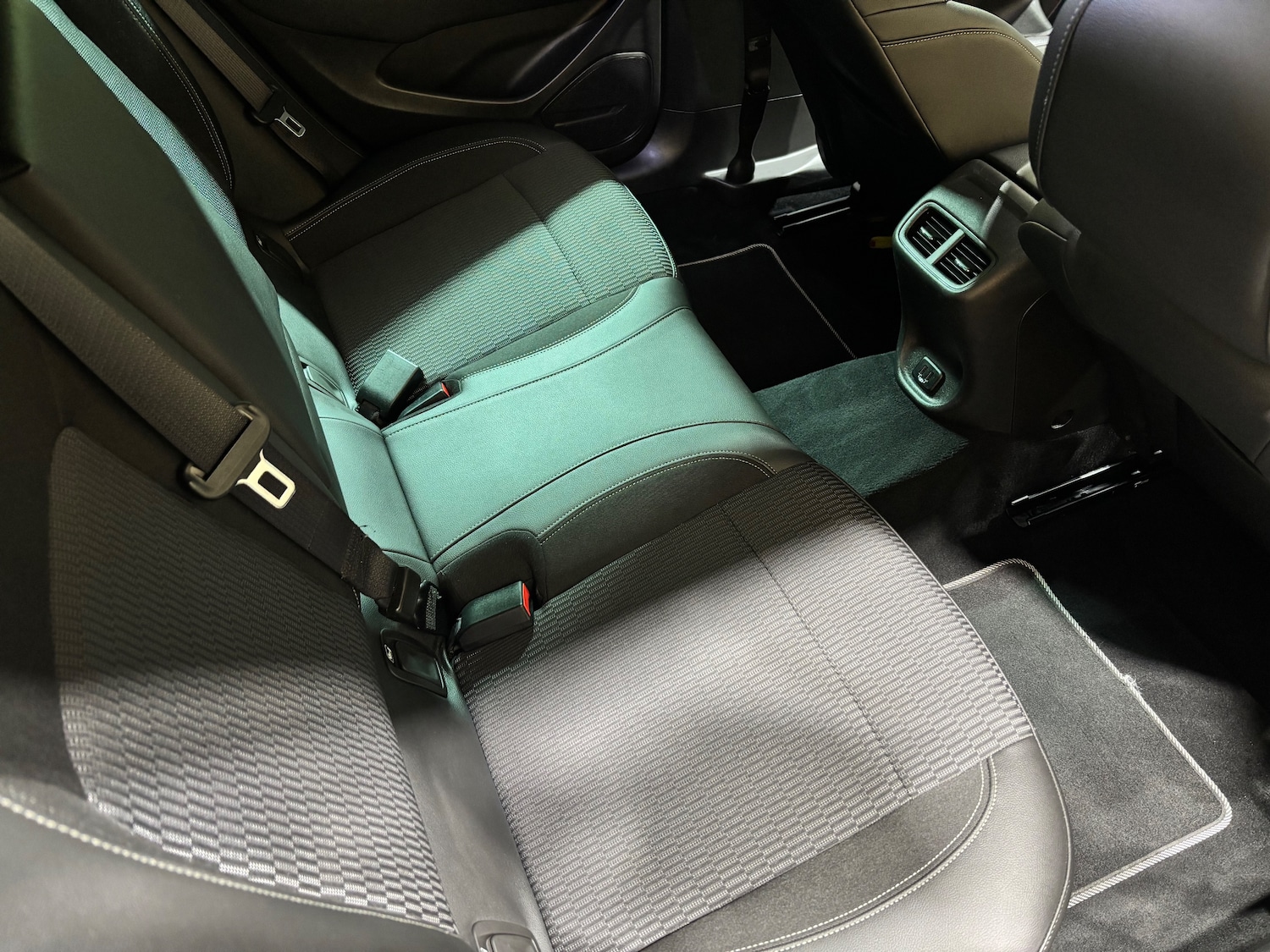 Used Vauxhall Insignia 2017 for sale - 76157870: Photo 9