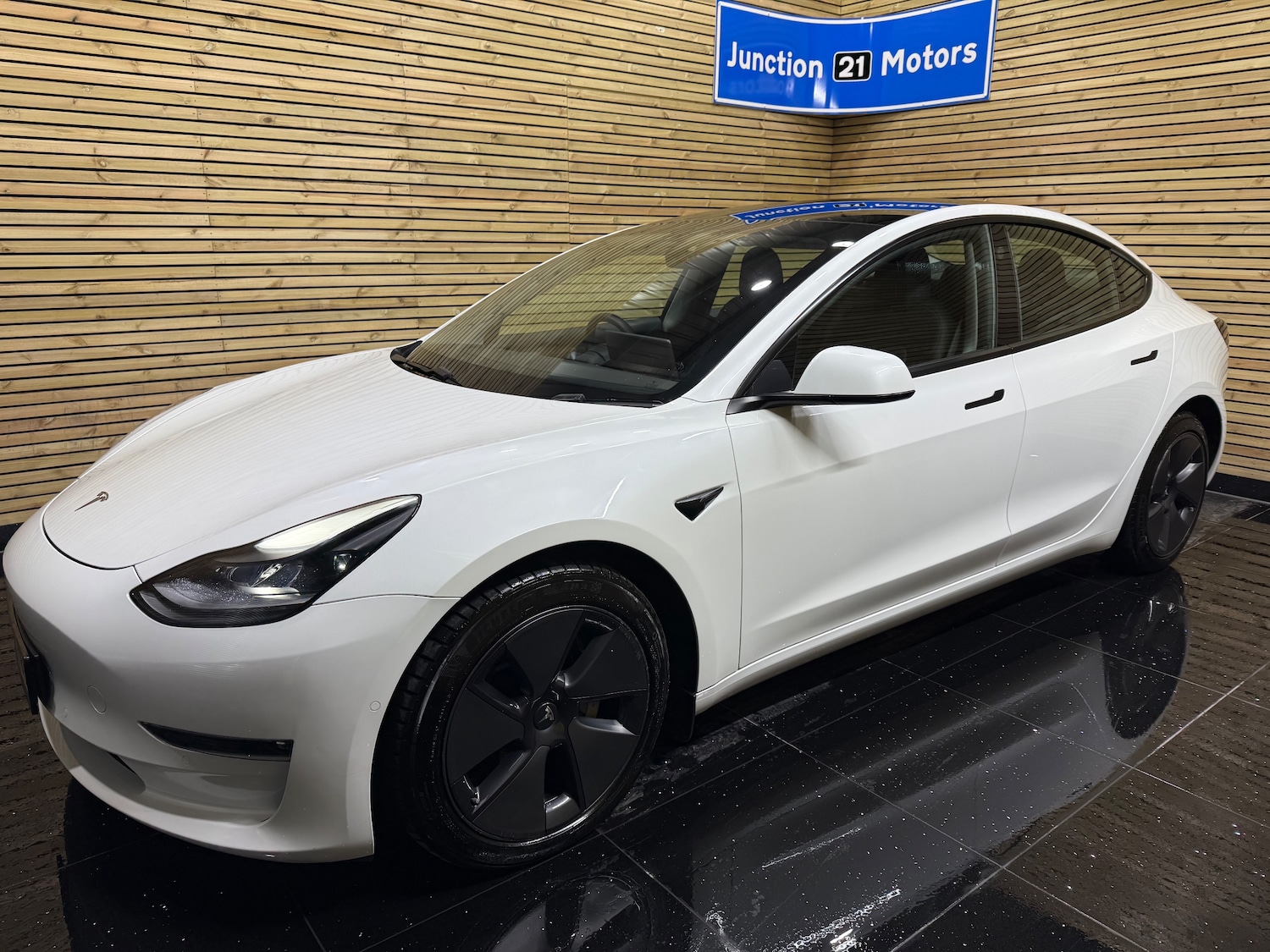 Used Tesla Model 3 2021 for sale - 76341048: Photo 13