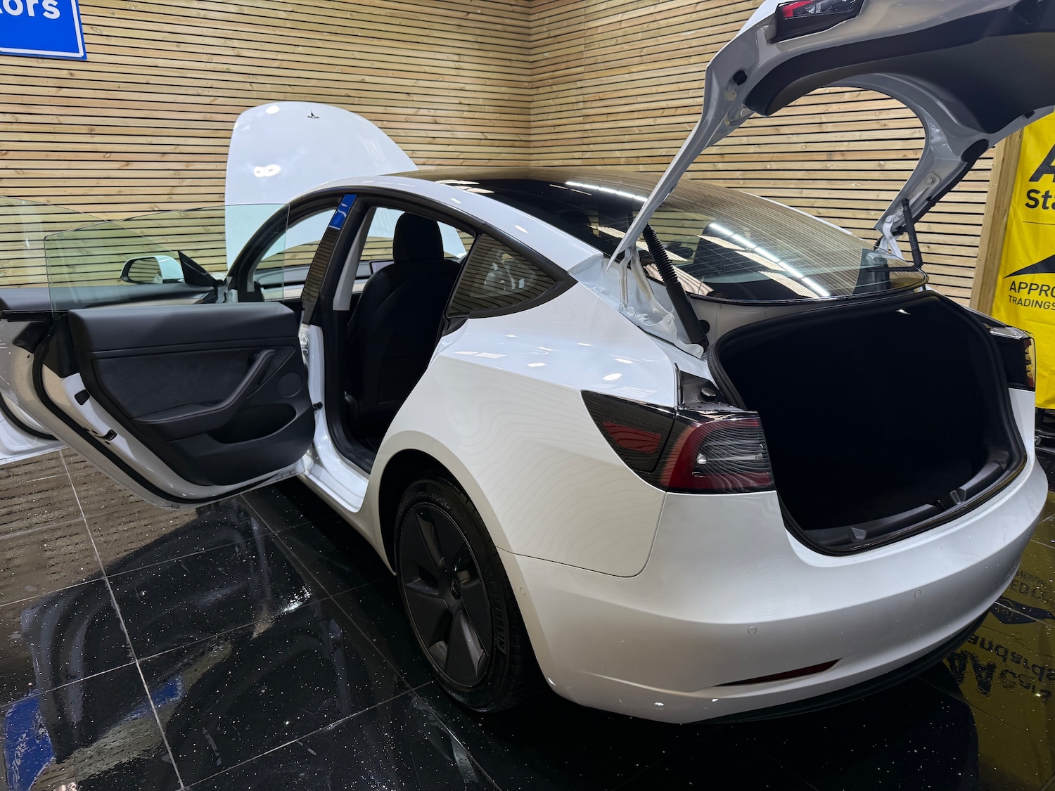 Used Tesla Model 3 2021 for sale - 76341048: Photo 36