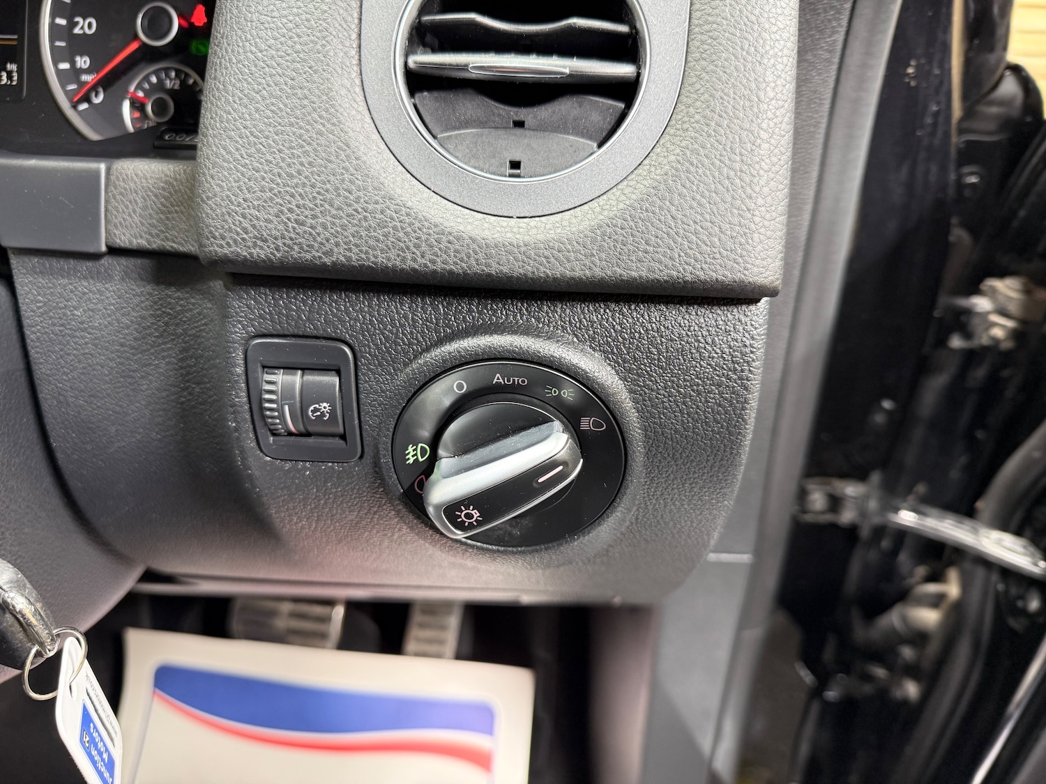 Used Volkswagen Tiguan 2015 for sale - 77256553: Photo 29