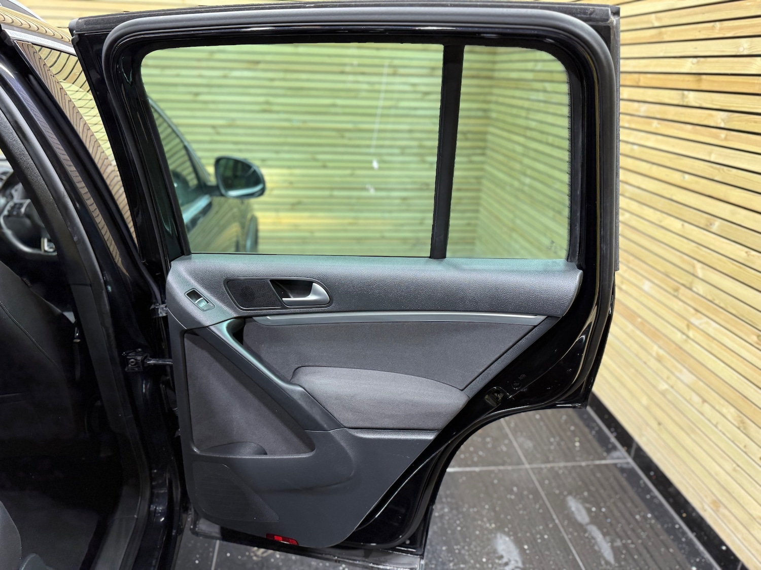 Used Volkswagen Tiguan 2015 for sale - 77256553: Photo 34