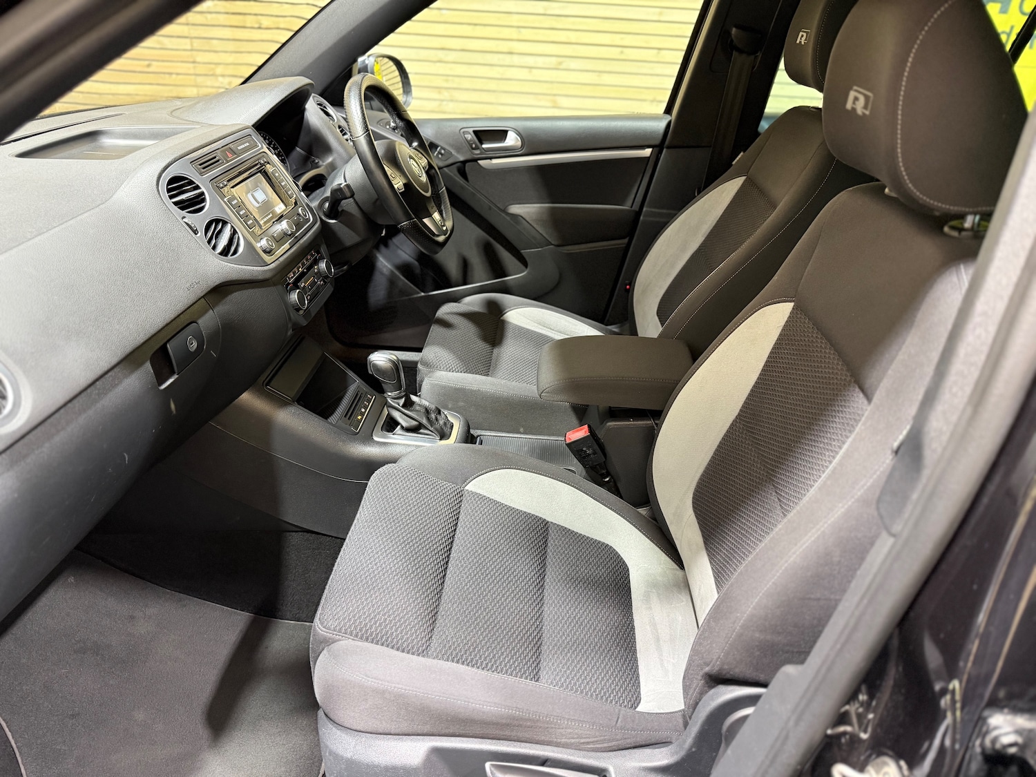 Used Volkswagen Tiguan 2015 for sale - 77256553: Photo 41