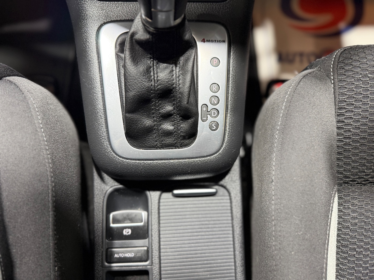 Used Volkswagen Tiguan 2015 for sale - 77256553: Photo 43