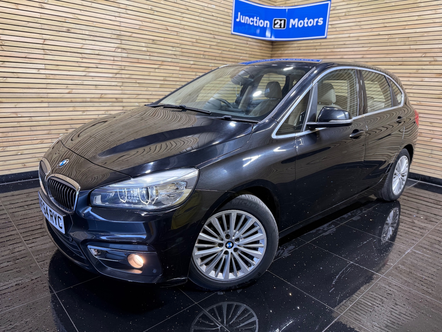 Used BMW 2 Series Active Tourer 2014 for sale - 76758586: Photo 1