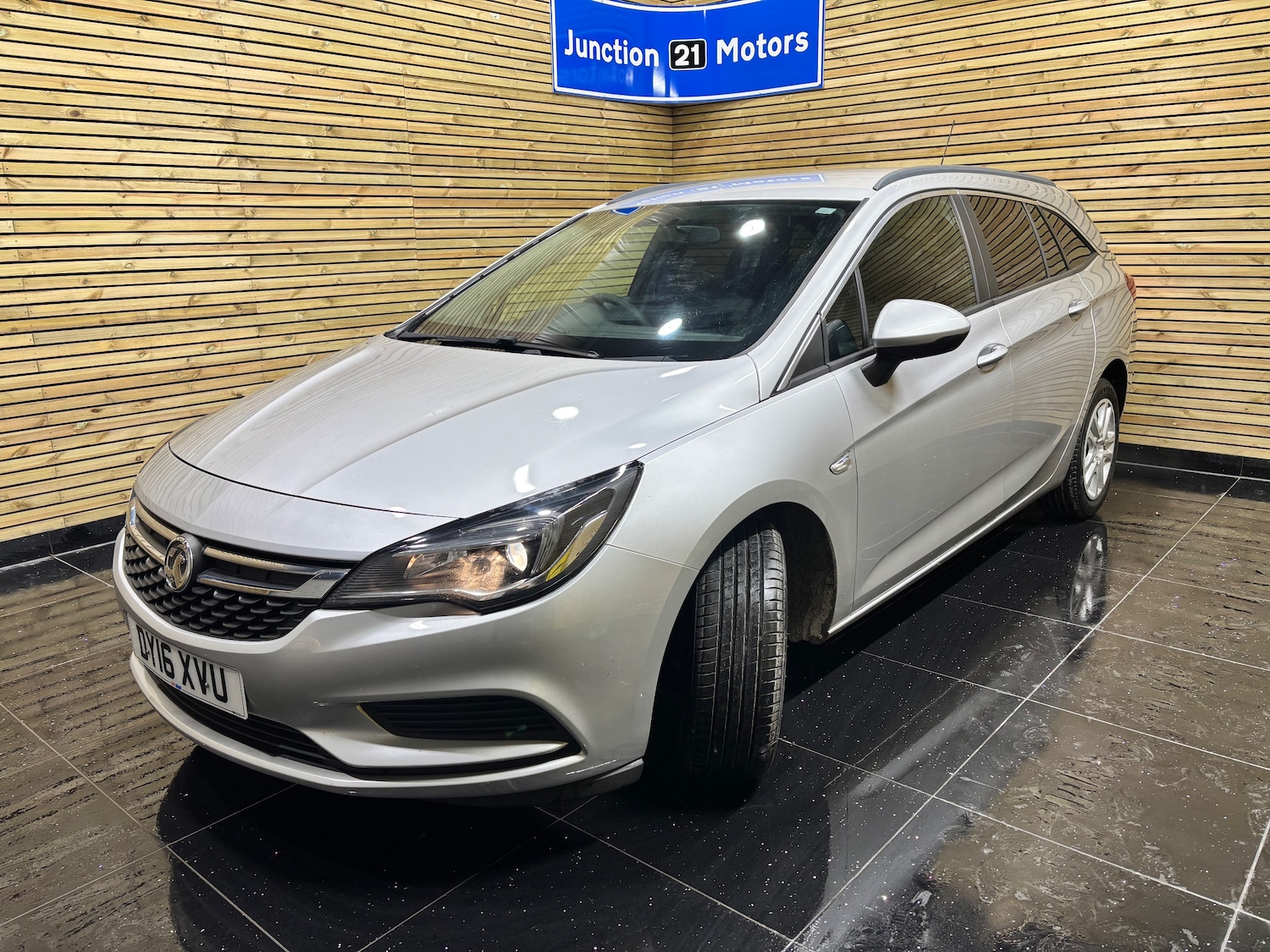 Used Vauxhall Astra 2016 for sale - 76972966: Photo 21