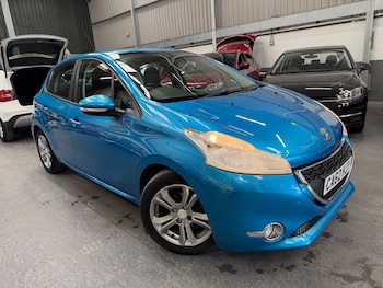 Used Peugeot 208 2012 for sale - 78888870: Photo