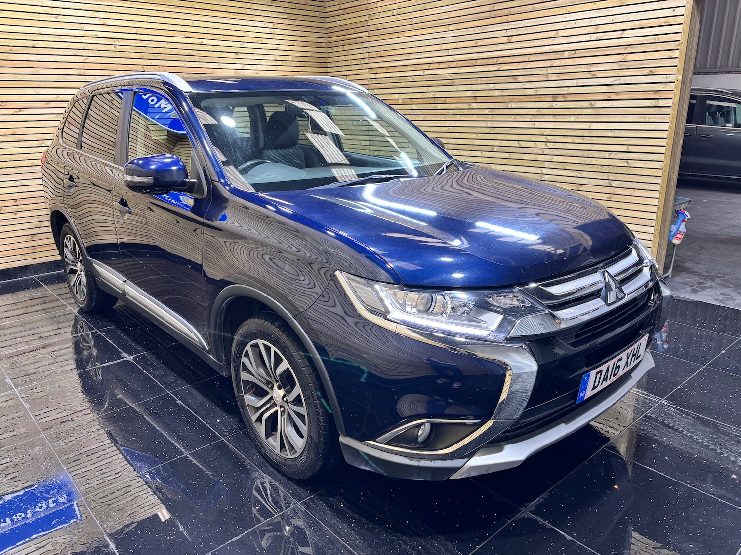 Used Mitsubishi Outlander 2016 for sale - 76177330: Photo 3