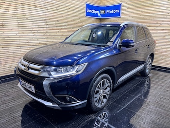 Used Mitsubishi Outlander 2016 for sale - 76177330: Photo