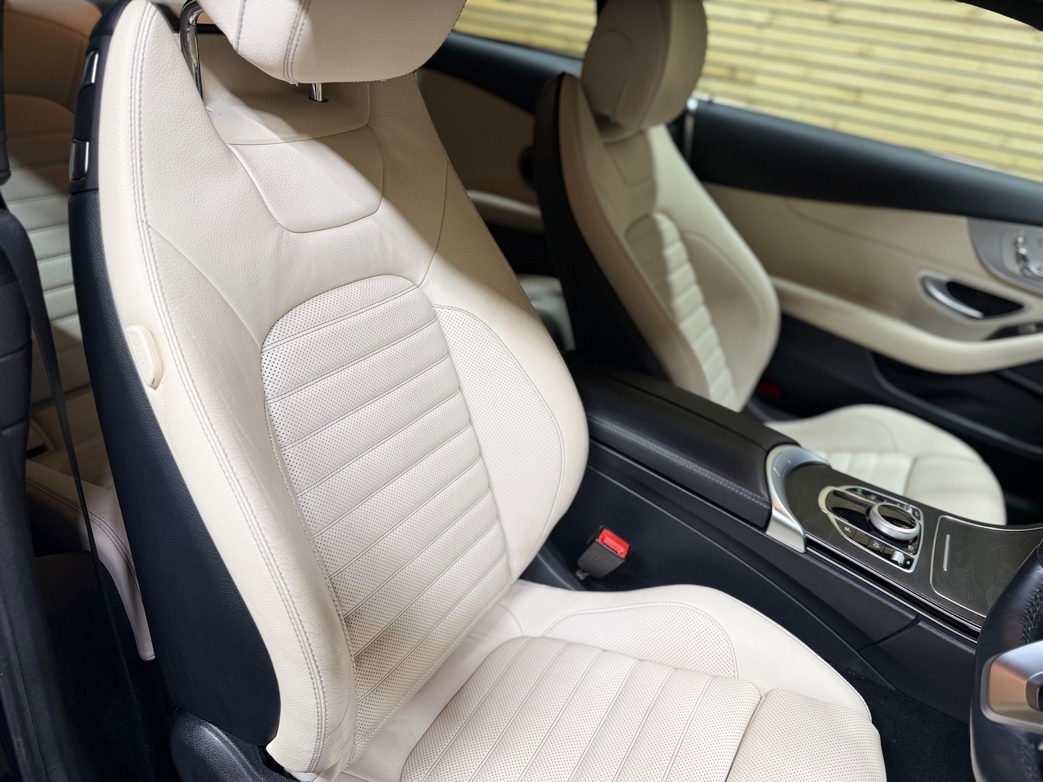 Used Mercedes-Benz C Class 2018 for sale - 77399647: Photo 25