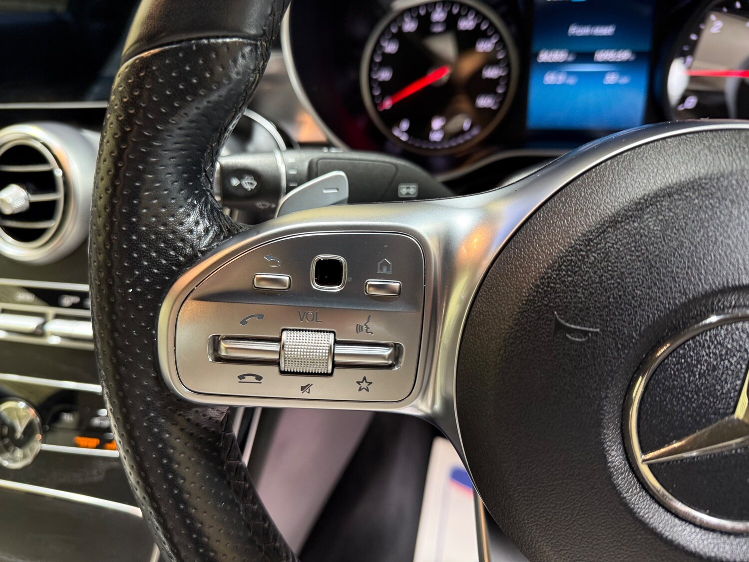 Used Mercedes-Benz C Class 2018 for sale - 77399647: Photo 31