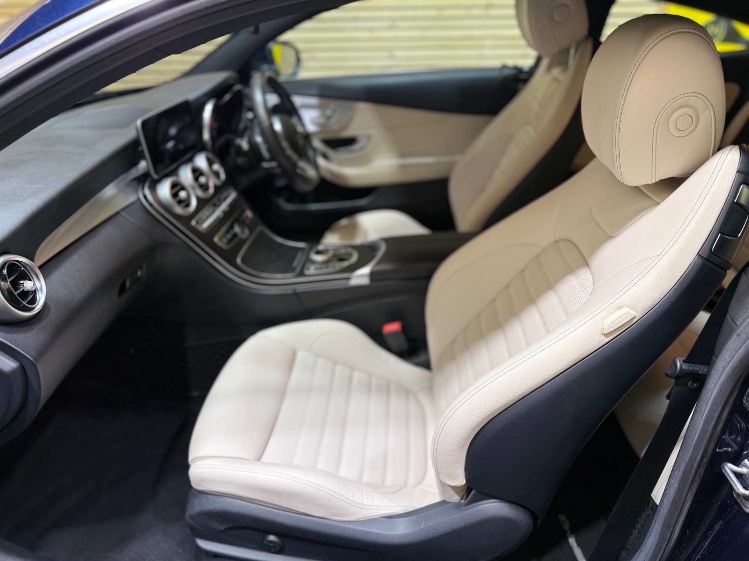 Used Mercedes-Benz C Class 2018 for sale - 77399647: Photo 32